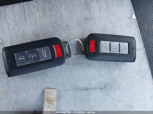 2017 MITSUBISHI OUTLANDER JA4AZ3A38HZ069847 Photo 10