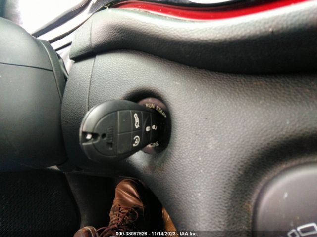 1C3CDFAA2GD585148 Dodge DART SE