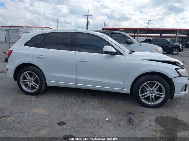 Audi Q5 2.0t Premium 2014 WA1LFAFP4EA073275 Image 13