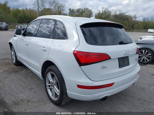 Audi Q5 2.0t Premium 2014 WA1LFAFP4EA073275 Image 3