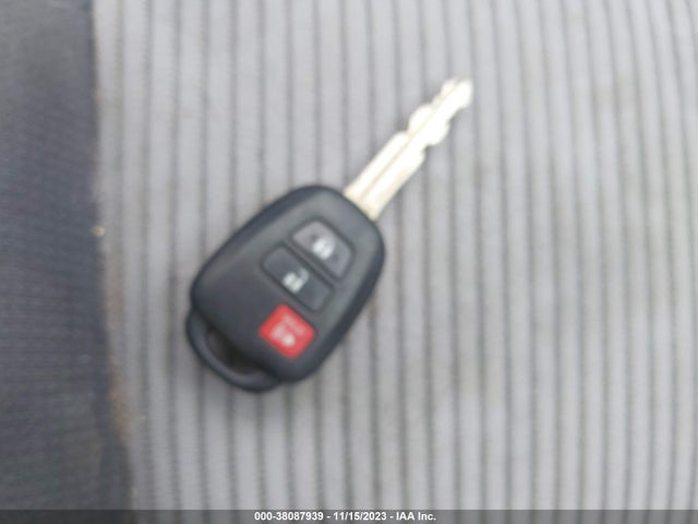 Toyota Rav4 Xle 2014 2T3WFREV5EW128528 Image 11