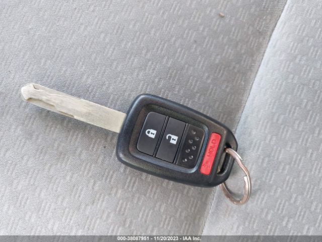 2HKRM3H45GH556953 Honda CR-V SE
