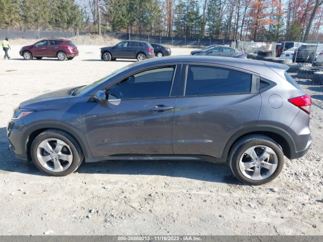 3CZRU6H30NM762952 Honda Hr-v Awd Lx