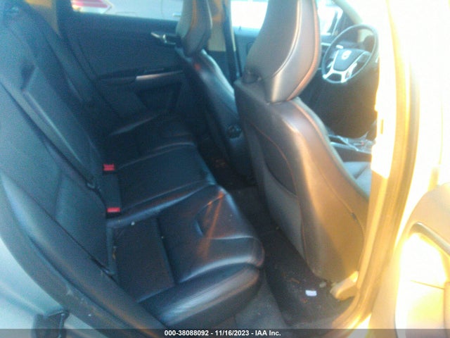 2012 VOLVO XC60 3.2/3.2 PLATINUM VIN: YV4940DZ5C2307013