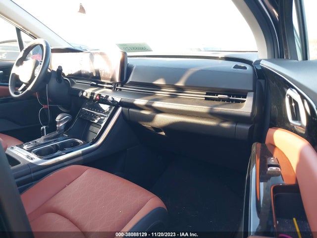 38088129 :رقم المزاد ، KNDNE5H3XP6224497 vin ، 2023 Kia Carnival Mpv Sx مزاد بيع