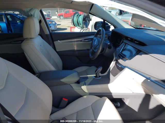 Cadillac XT5 LUXURY 2019 1GYKNDRS4KZ175804 Image 5