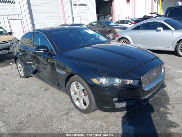 2017 JAGUAR XE SAJAR4BGXHA976824 Photo 0