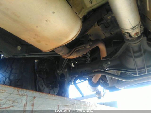 Chevrolet Suburban Ltz 2016 1GNSCJKC1GR381979 Image 12