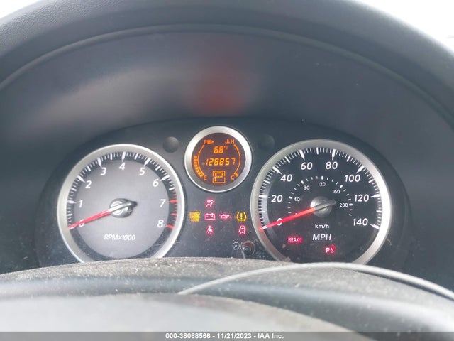 2011 NISSAN SENTRA 2.0S VIN: 3N1AB6AP4BL699400