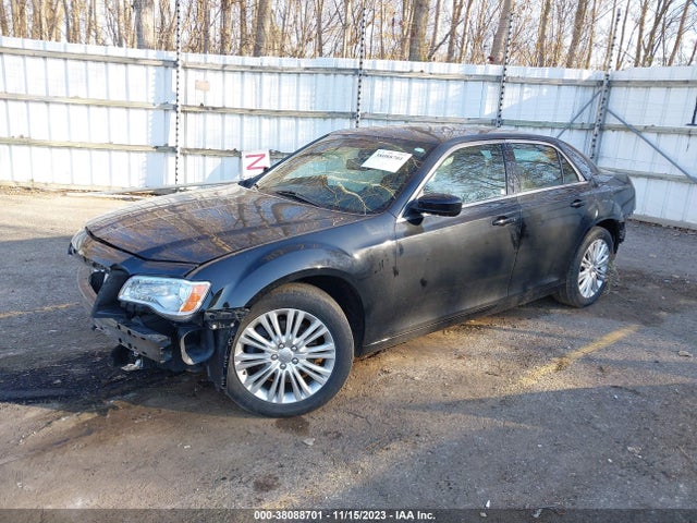 Chrysler 300 2014 2C3CCARG3EH353088 Image 2