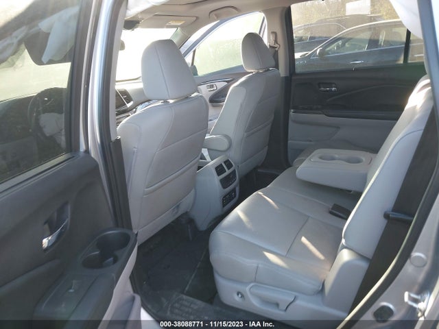2017 HONDA PILOT TOURING VIN: 5FNYF5H90HB008131