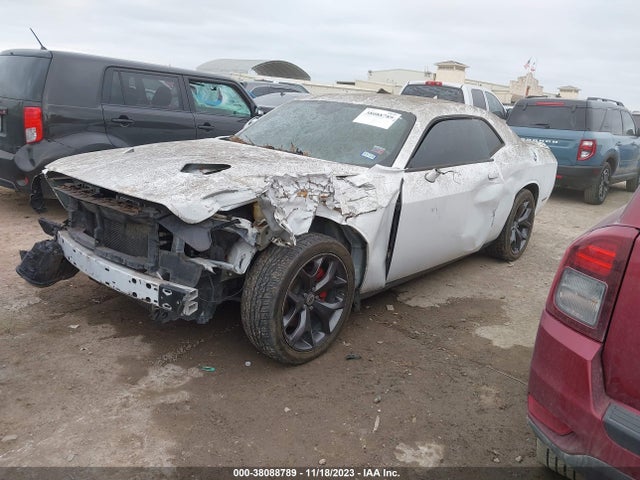 Dodge Challenger Sxt Plus 2017 2C3CDZAGXHH573744 Image 2