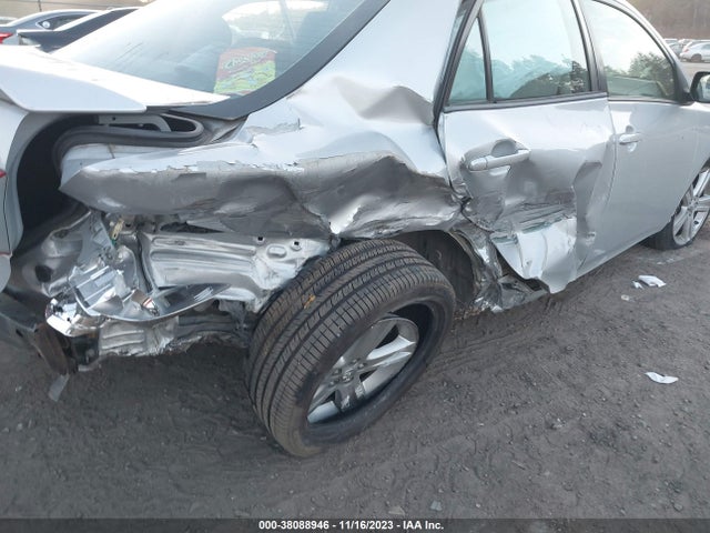 2013 TOYOTA COROLLA S VIN: 2T1BU4EE3DC957646