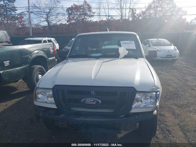2010 FORD RANGER XL VIN: 1FTLR1FEXAPA63983