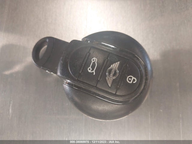 2017 MINI CLUBMAN WMWLU5C56H2E80809 Photo 10