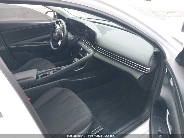 Hyundai ELANTRA SEL 2023 5NPLS4AG2PH115643 Image 5