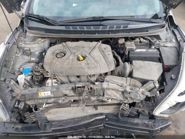 2014 HYUNDAI ELANTRA SE VIN: 5NPDH4AE6EH515185