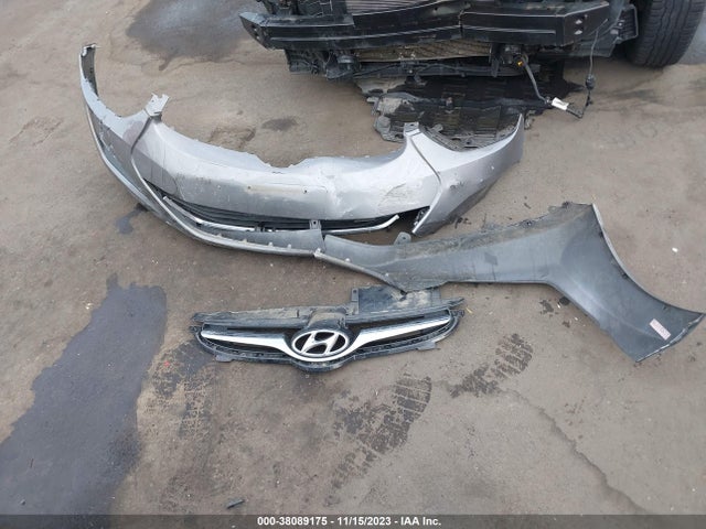 2014 HYUNDAI ELANTRA SE VIN: 5NPDH4AE6EH515185