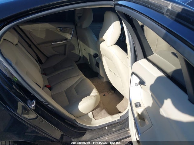 2015 VOLVO S60 T5 DRIVE-E PREMIER PLUS VIN: YV140MFC6F1317983