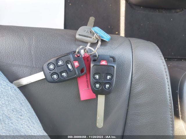 2011 HONDA ODYSSEY EX-L VIN: 5FNRL5H67BB080941