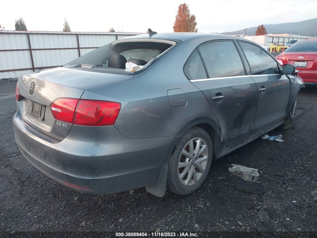 2013 VOLKSWAGEN JETTA 2.5L SE VIN: 3VWDP7AJ2DM428570