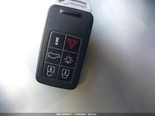 2013 VOLVO S60 T5/T5 PLATINUM/T5 PREMIER/T5 PREMIER PLUS VIN: YV1612FH4D2175551
