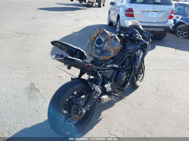 2018 KAWASAKI EX650 JKAEXEK12JDA25493 Photo 3