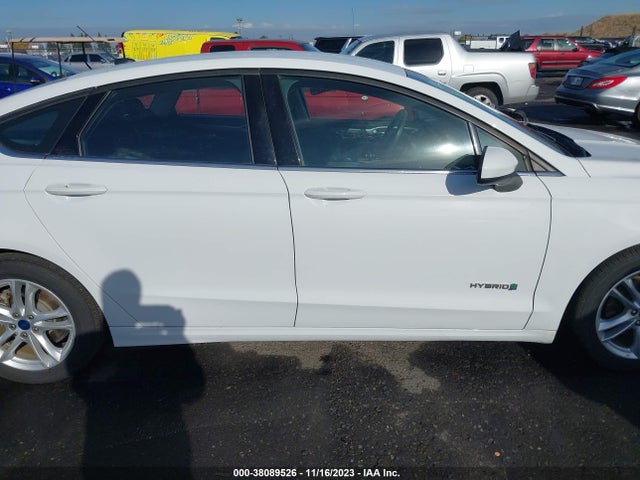 2018 FORD FUSION HYBRID SE VIN: 3FA6P0LU0JR111062