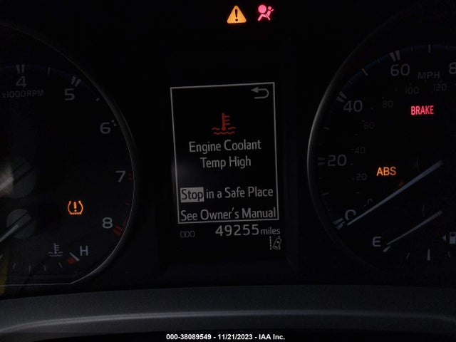 2018 TOYOTA RAV4 LE VIN: JTMZFREV3JJ185414