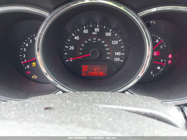 2012 KIA SORENTO LX VIN: 5XYKT3A65CG264205
