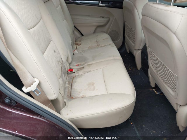 2012 KIA SORENTO LX VIN: 5XYKT3A65CG264205