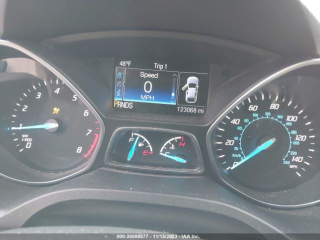1FMCU9GXXGUA47964 Ford ESCAPE SE