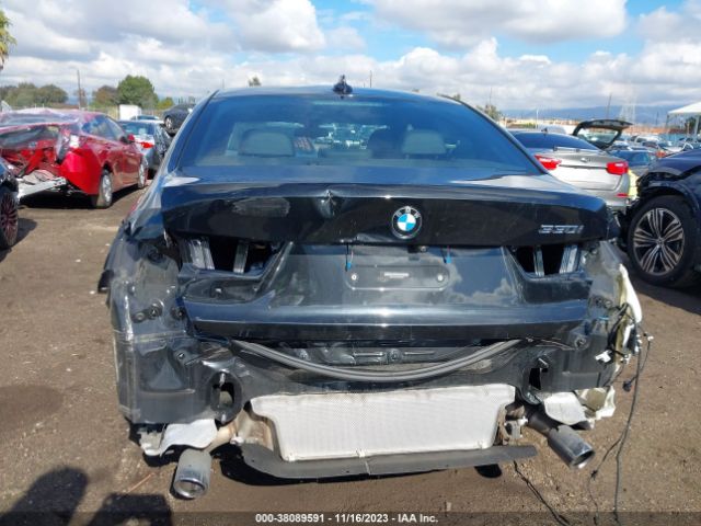 WBA5R1C59KAK06694 BMW 330I