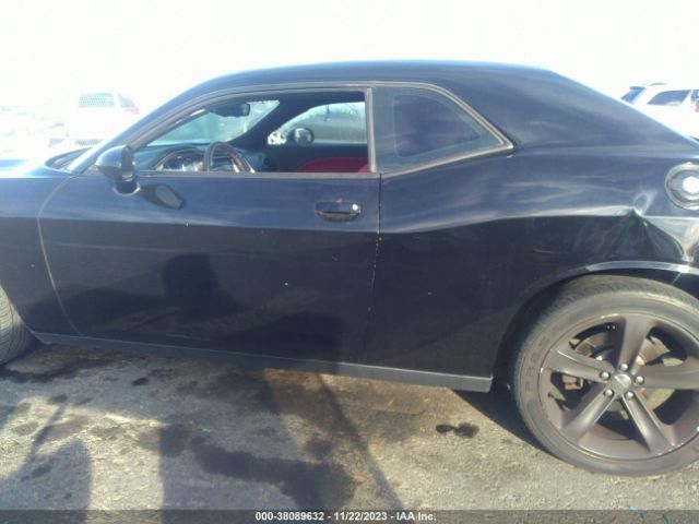 2C3CDZAG6GH345285 Dodge Challenger Sxt