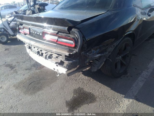 2C3CDZAG6GH345285 Dodge Challenger Sxt