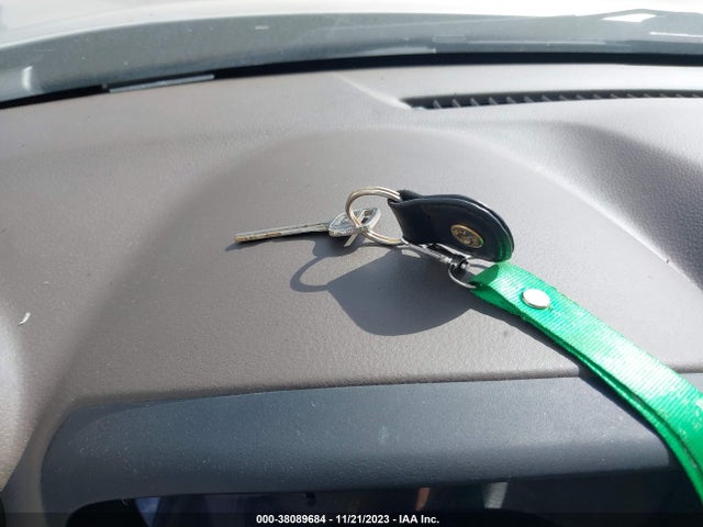 2004 TOYOTA RAV4 VIN: JTEGD20V340025065