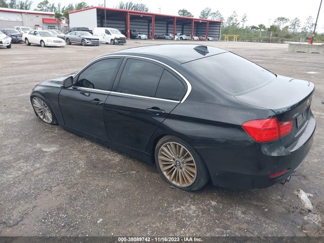 BMW 328i Xdrive 2015 WBA3B5G57FNS18967 Image 3