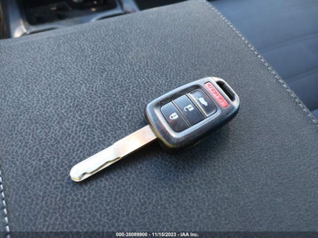 5J6RW5H35HL003711 Honda CR-V LX