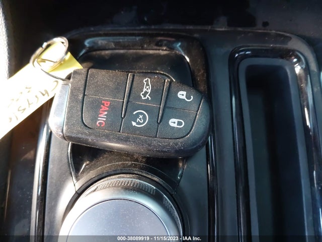 Chrysler 300 2018 2C3CCAGG7JH146216 Image 11