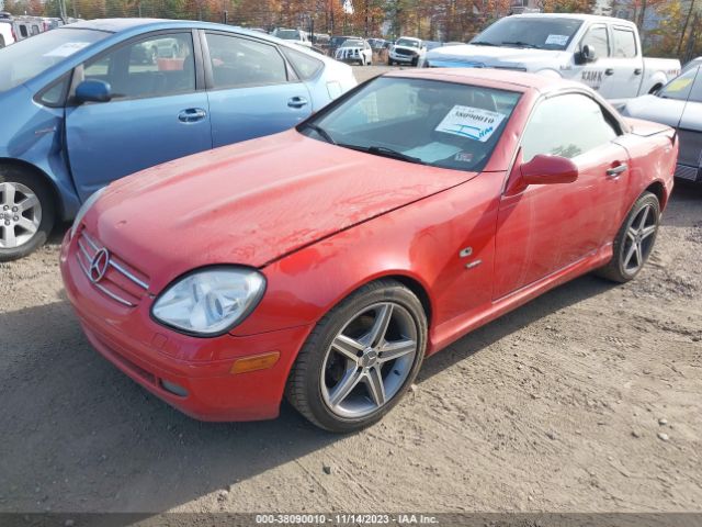 1999 MERCEDES-BENZ SLK-CLASS WDBKK47F0XF120729 Photo 1