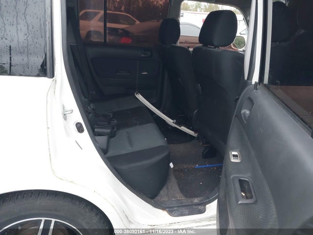 2006 SCION XB VIN: JTLKT324764079805