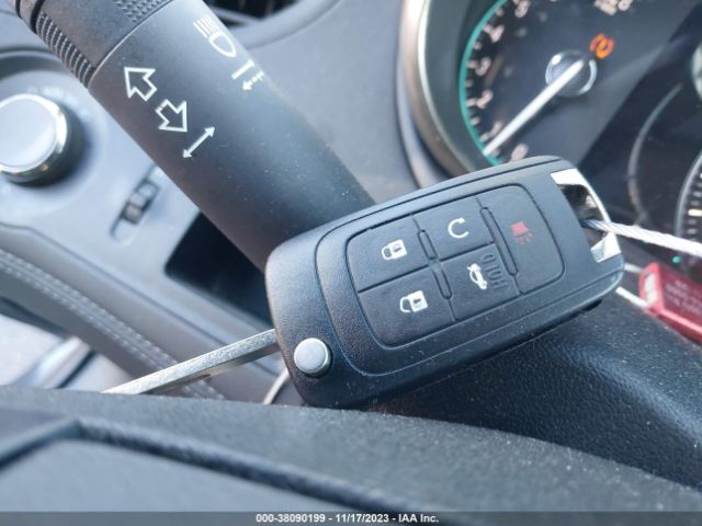 1G4GB5G35GF249340 Buick Lacrosse Leather
