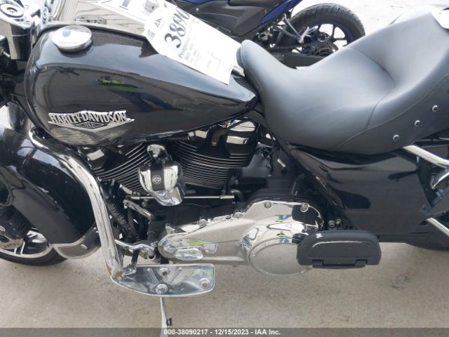 2022 HARLEY-DAVIDSON FLHR 1HD1FBC27NB636744 Photo 8