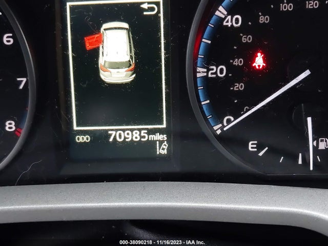 2018 TOYOTA RAV4 LE VIN: 2T3BFREV9JW763325