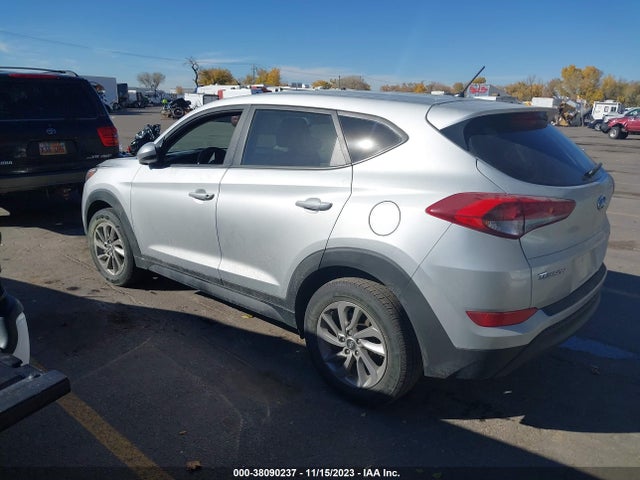Hyundai TUCSON SE 2018 KM8J2CA45JU690660 Image 3