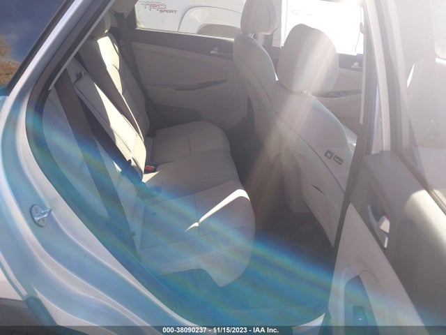 Hyundai TUCSON SE 2018 KM8J2CA45JU690660 Image 8
