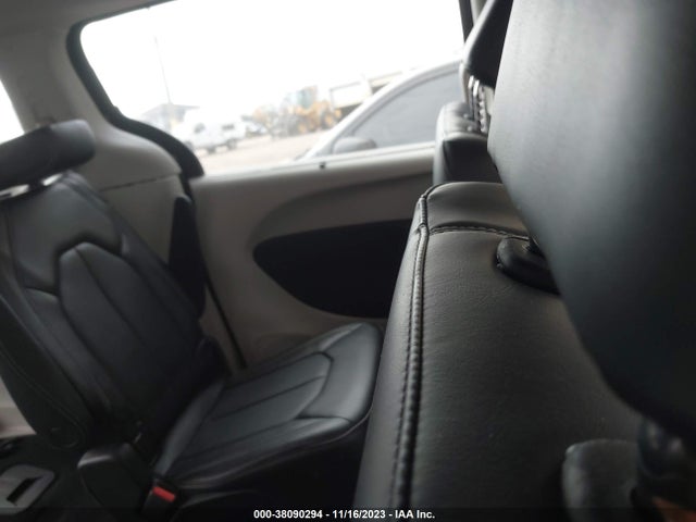 Chrysler Pacifica Touring L 2023 2C4RC1BG6PR529130 Image 8