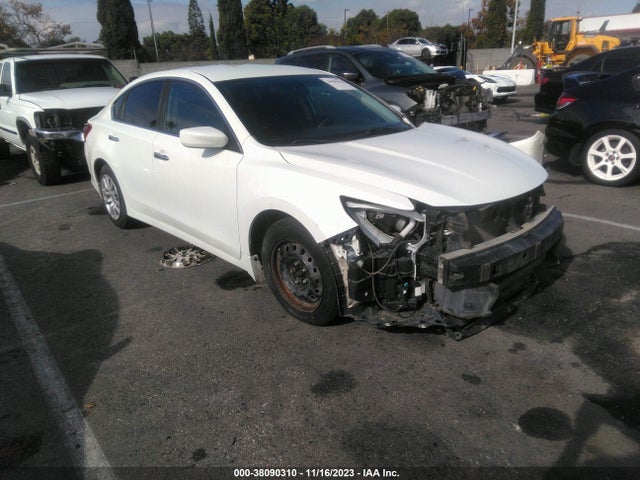 2017 1N4AL3AP4HC216829 main image