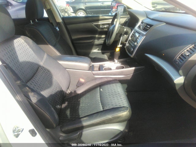 Nissan Altima 2.5 S 2017 1N4AL3AP4HC216829 Image 5
