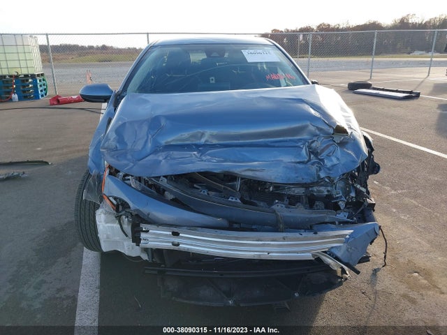 2022 TOYOTA COROLLA LE VIN: JTDEPMAE8NJ209071